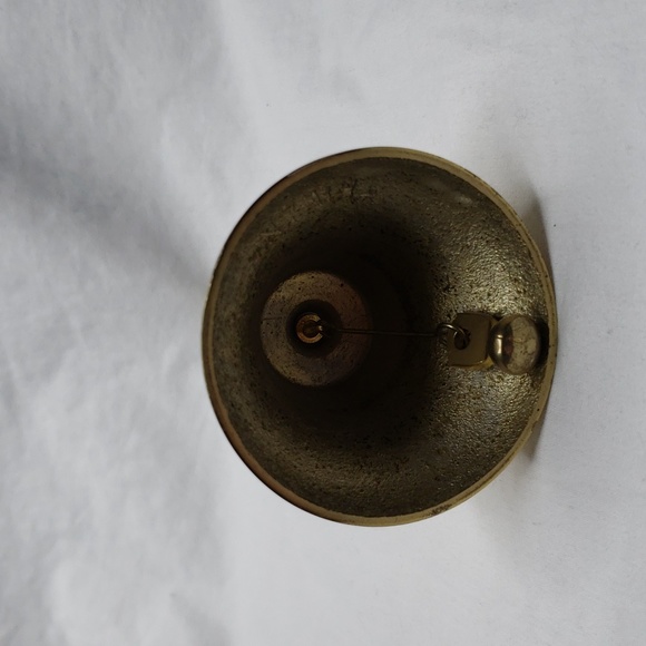 Vintage Hand Bell Loud Clear 6" - Picture 2 of 3